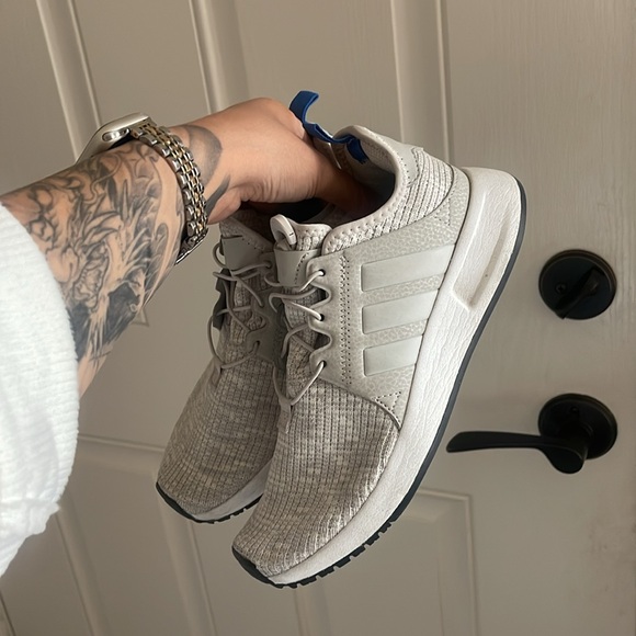 Adidas - Picture 3 of 3